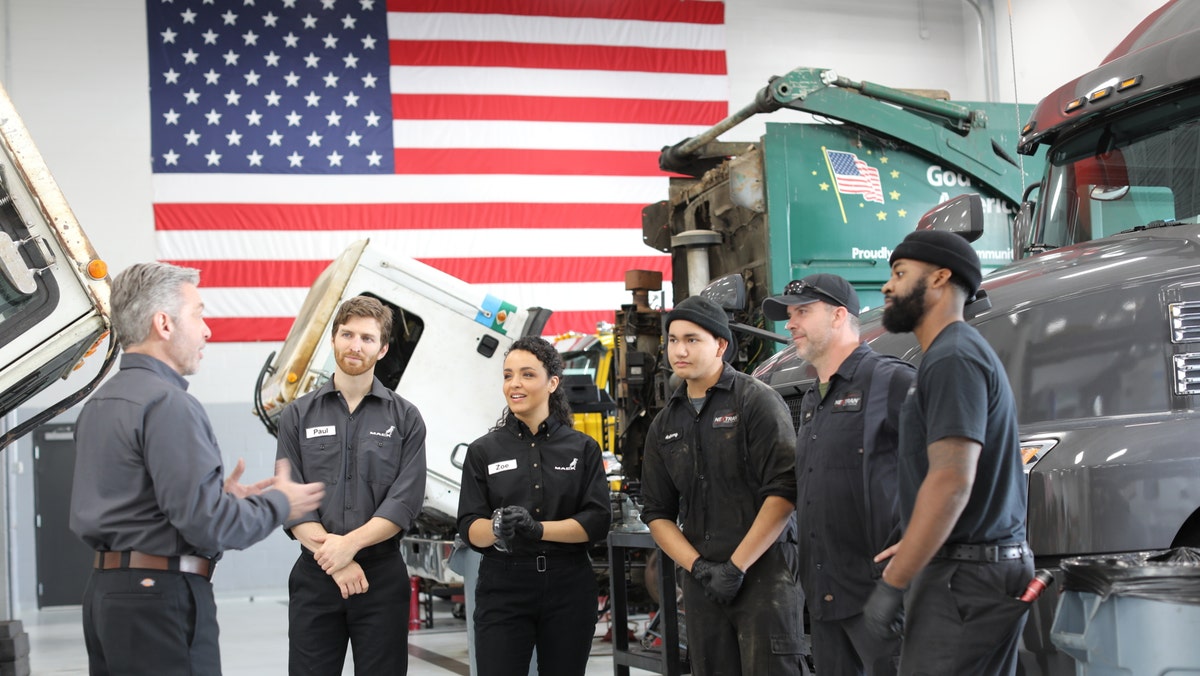 Dealer Membership Program | Mack Trucks Historical Museum